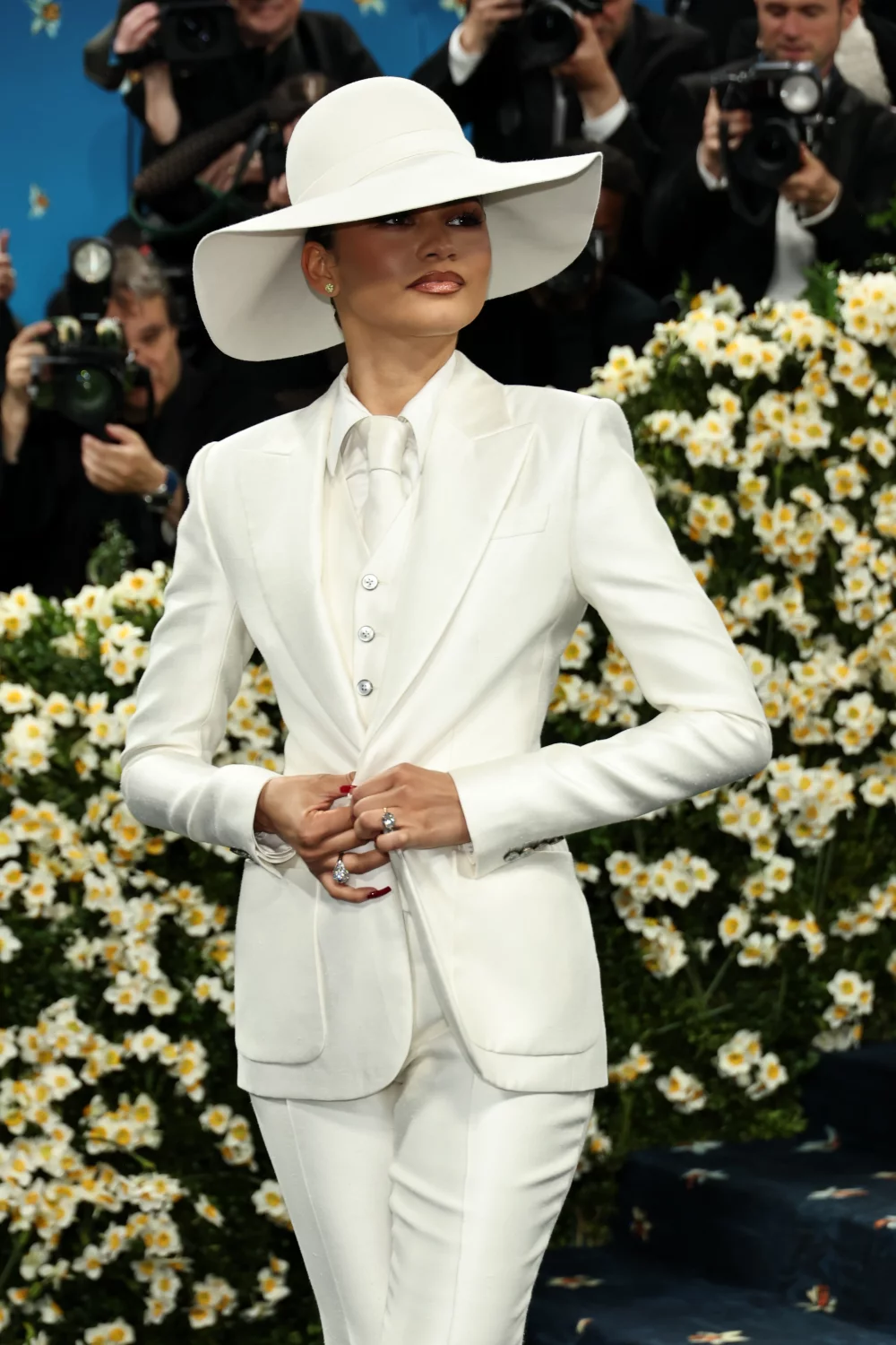 ดาวน์โหลด 13