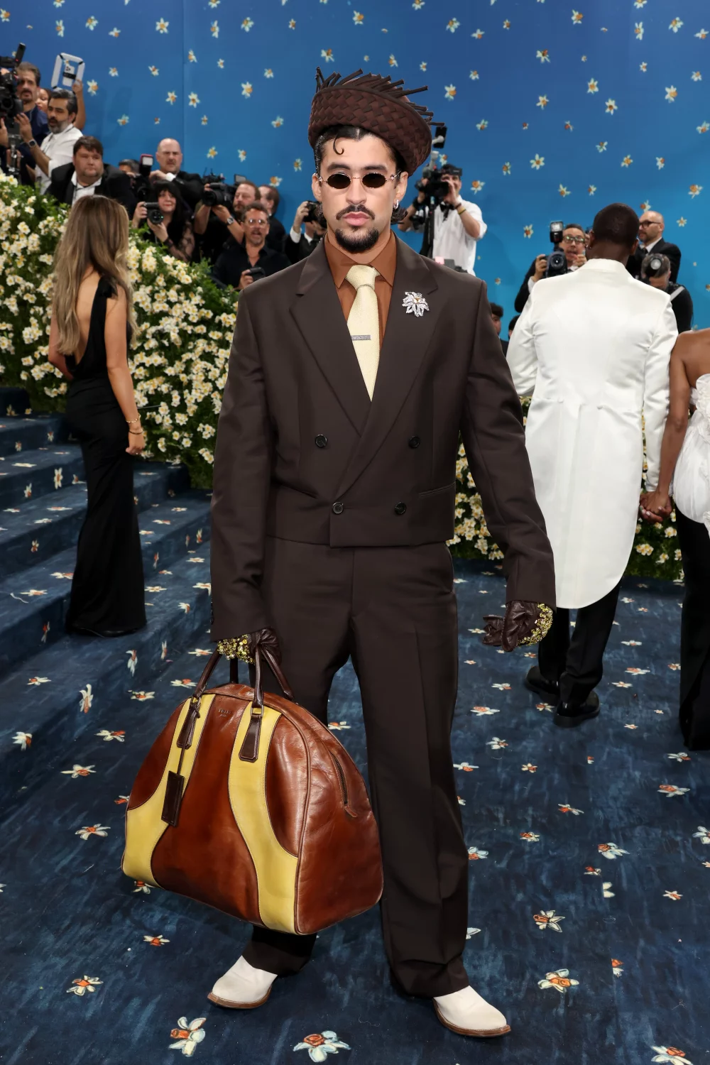 ดาวน์โหลด 16